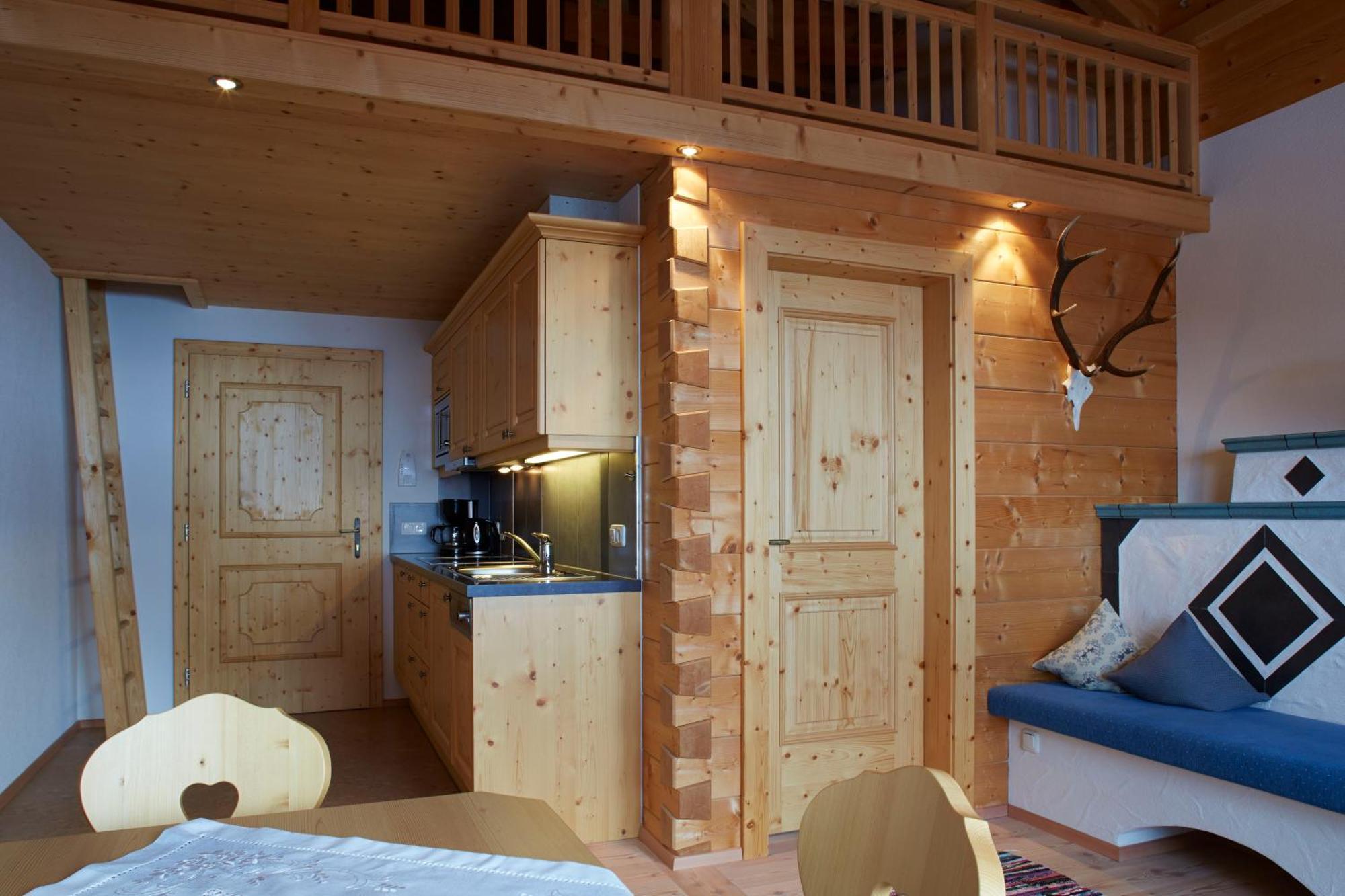 Ferienhof Weissenbach Holzgau Exterior foto